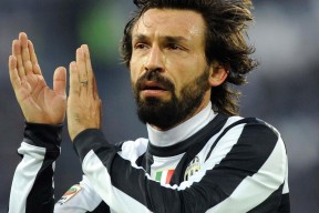 开云体育平台 -内马尔回归赛场，赛况扑朔迷离首场状态亮眼，G2观众沸腾！